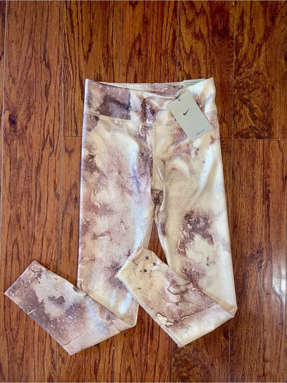 Nike Kids Marble-Print Leggings in Cream & Brown Tones